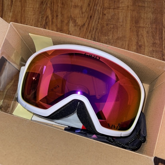 Millie AF SNOW GOGGLES - Picture 5 of 9